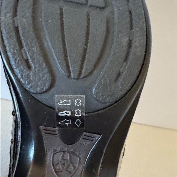 Ariat clogs - Picture 9 of 12